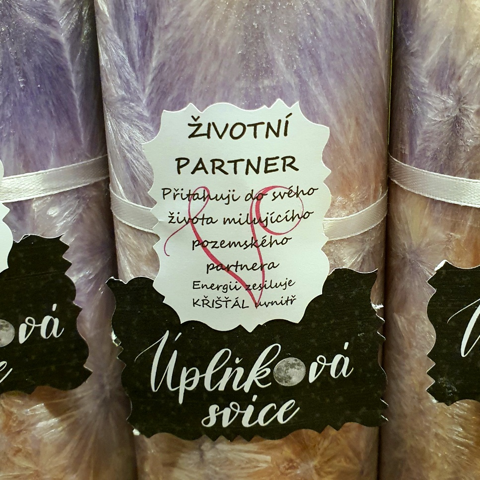Energetická svíčka s křišťálem z Úplňku ŽIVOTNÍ PARTNER