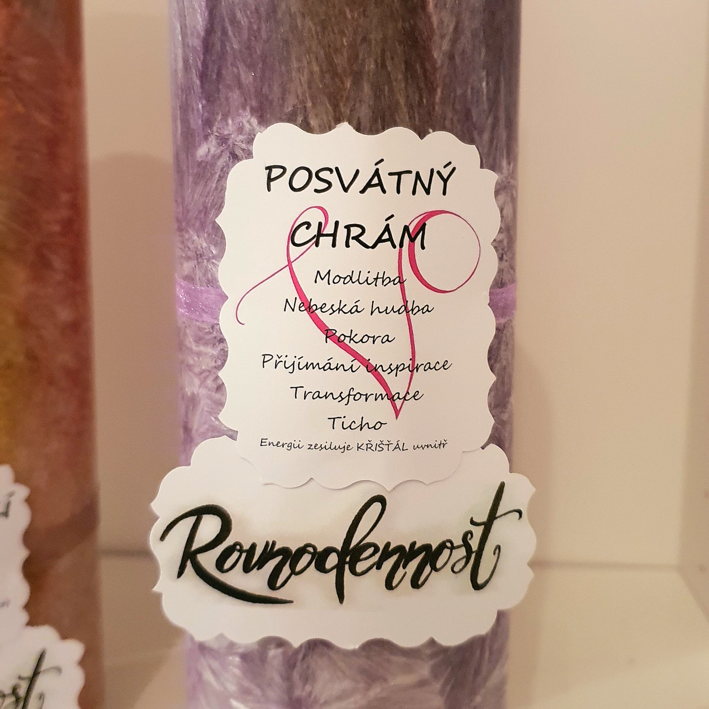 Energetická svíčka s křišťálem z Rovnodennosti POSVÁTNÝ CHRÁM