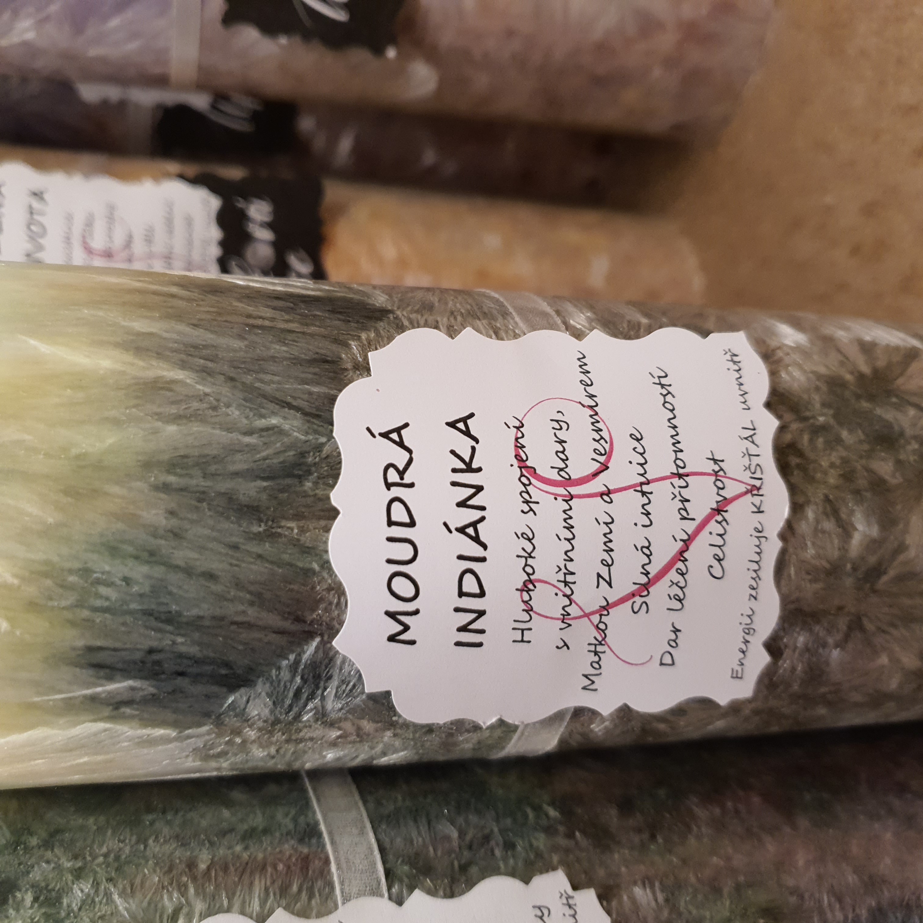 Energetická svíčka s křišťálem MOUDRÁ INDIÁNKA 