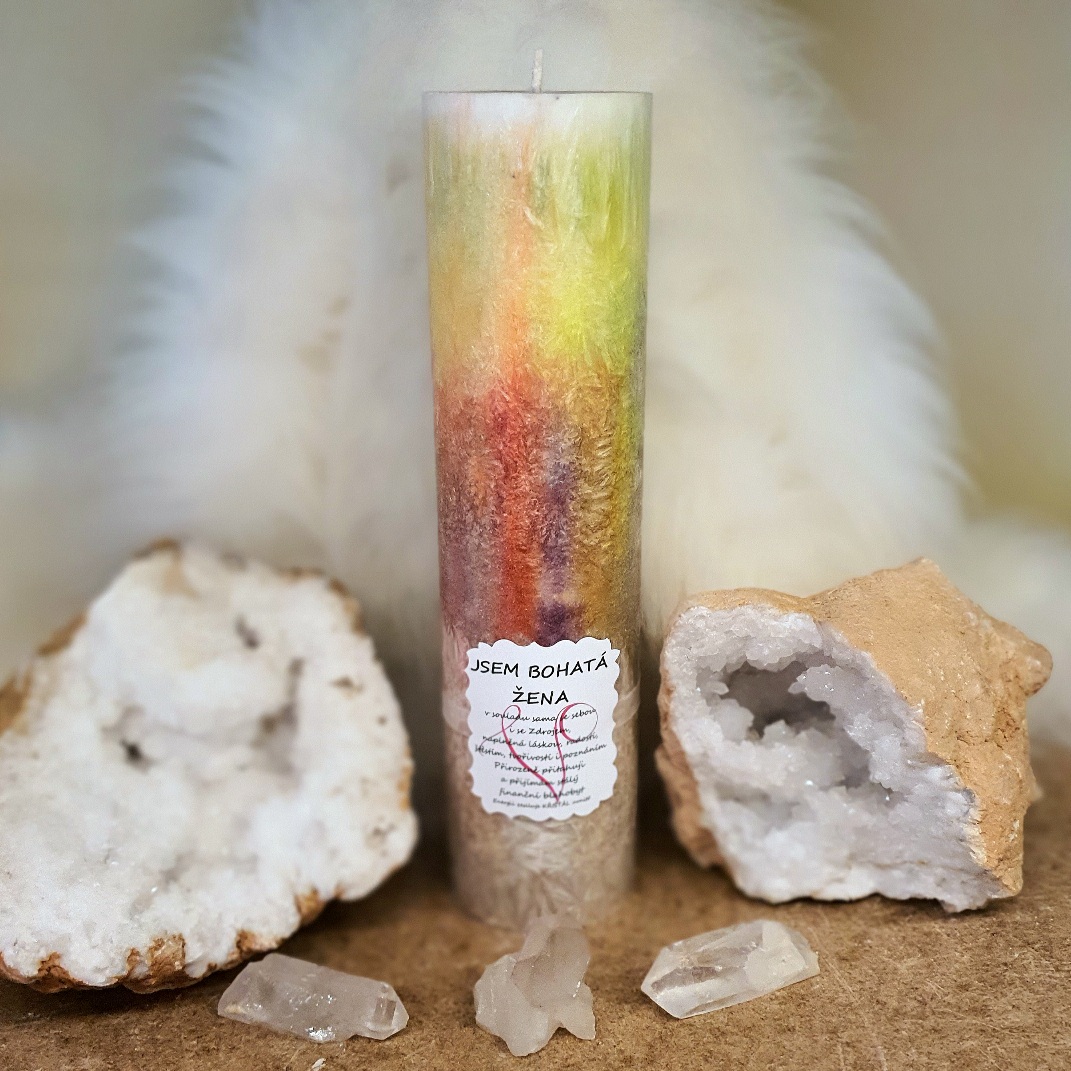 Energetická svíčka s křišťálem JSEM BOHATÁ ŽENA