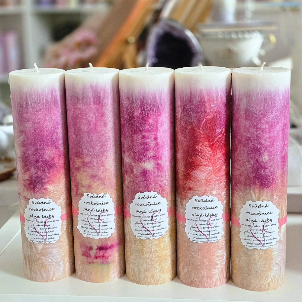 Energetická svíčka s křišťálem SVŮDNÁ ROZKOŠNICE PLNÁ LÁSKY