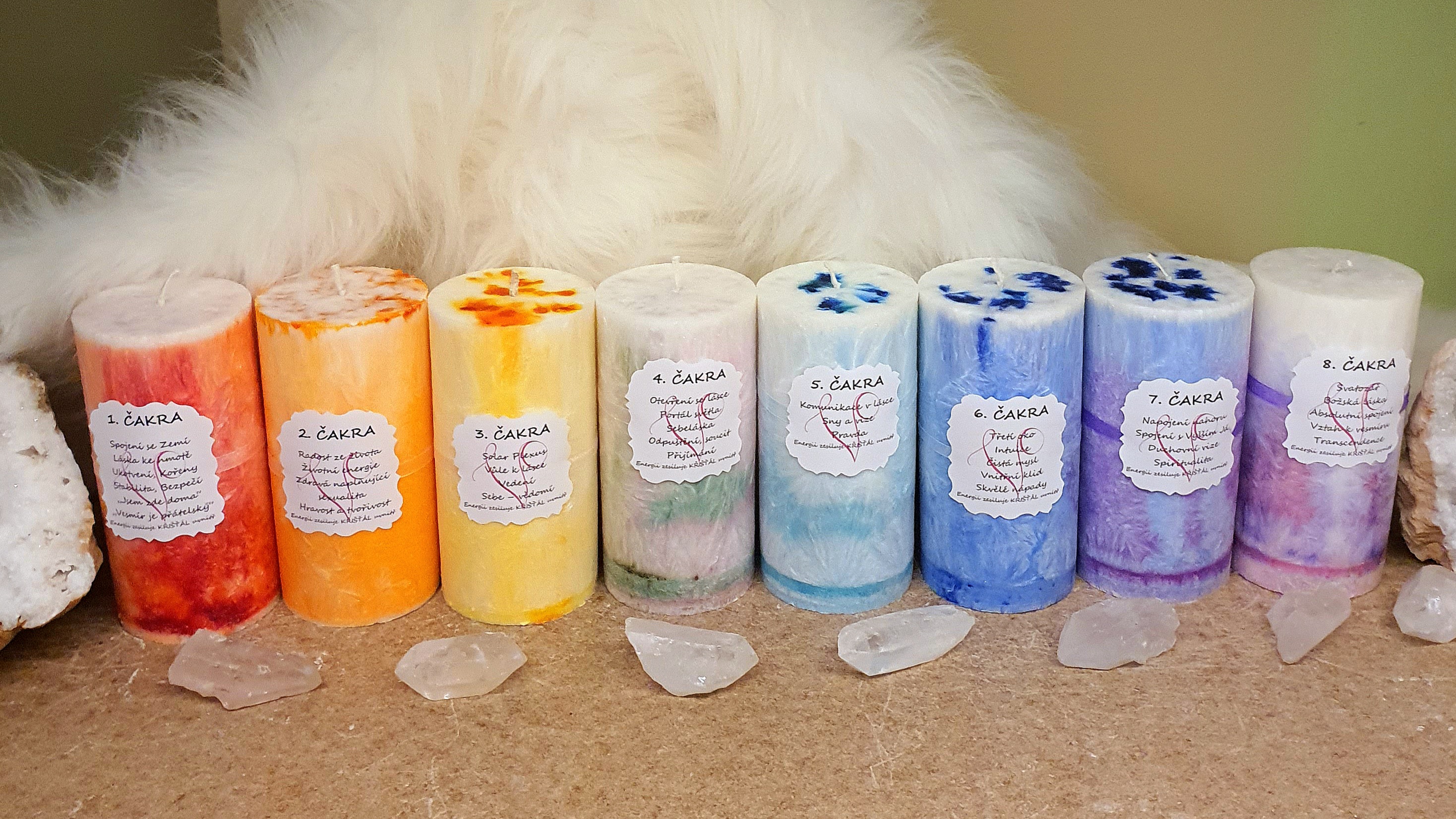 Energetická svíčka s křišťálem ČAKROVÁ SADA - 8ks