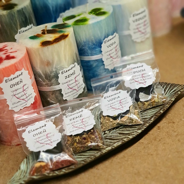 Sada kadidel pro jednotlivé elementy vč. uhlíků