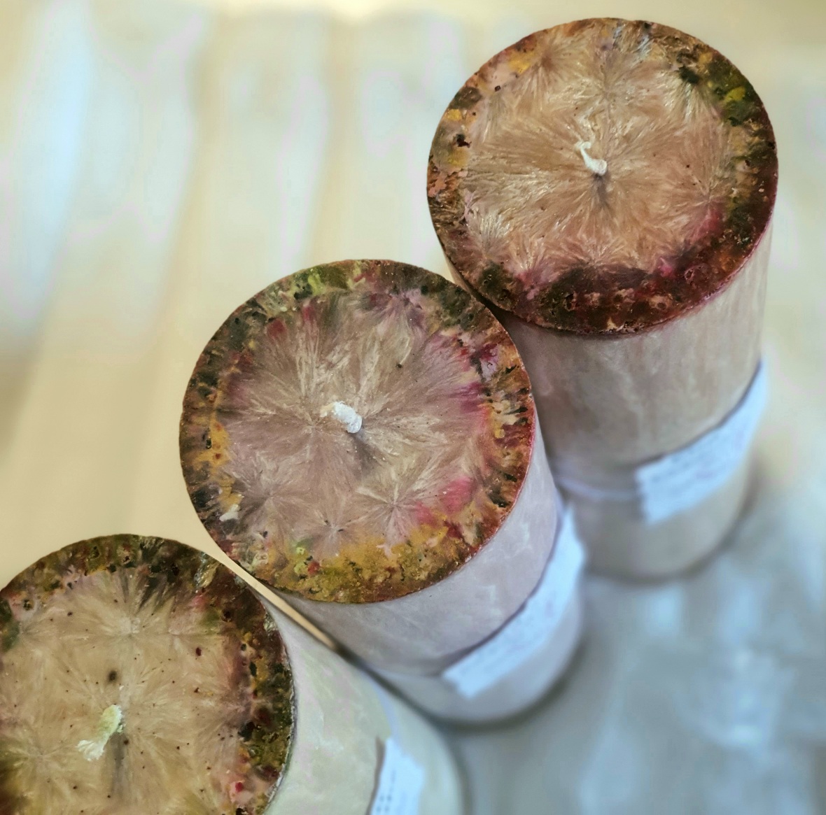 Energetická svíčka s křišťálem - KLID A MÍR KAŽDODENNÍHO ŽIVOTA