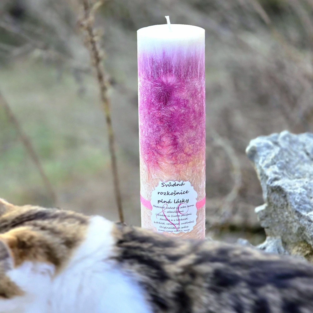 Energetická svíčka s křišťálem SVŮDNÁ ROZKOŠNICE PLNÁ LÁSKY
